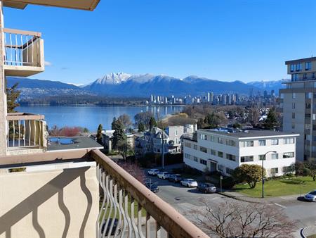 Kitsilano Highrise Apartment | 2476 York Avenue, Vancouver