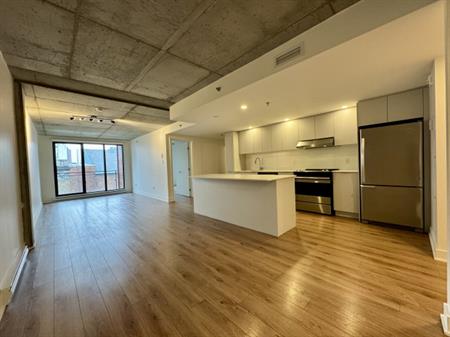 Downtown-Superb 3 1/2 Condo ALL INCLUDED