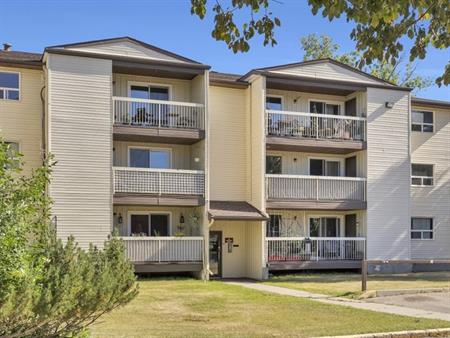 Southwood Greene Apartments | 4902 Queen Street, Regina