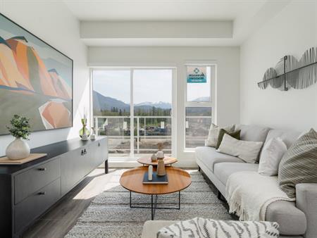 Venture | 1111 Pioneer Way, Squamish