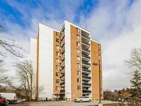 Delta Apartments | 909 Clonsilla Avenue, Peterborough, ON K9J 8B2, Peterborough