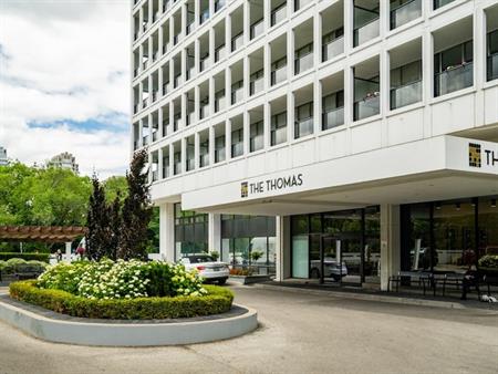 The Thomas | 355 St. Clair Avenue West, Toronto