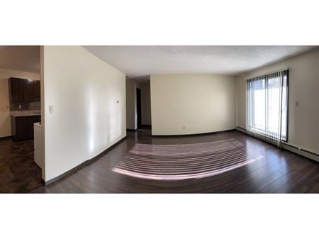 AS LOW as $900/mo Move-In Special 1 BDRM ~ 1& 2 Bedroom Suites Available, AFFORDABLE, CLEAN & Conveniently LOCATED* | 5304-54