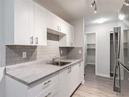 Camden Villa | 2291 Southview Drive  SE, Medicine Hat