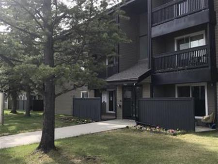 2 Bedroom Apartment with 3 Appliances | 5611 10 Ave, Edson