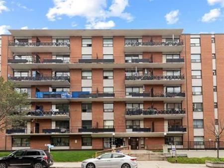 Park Lane Terrace | 109 Jameson Avenue, Toronto