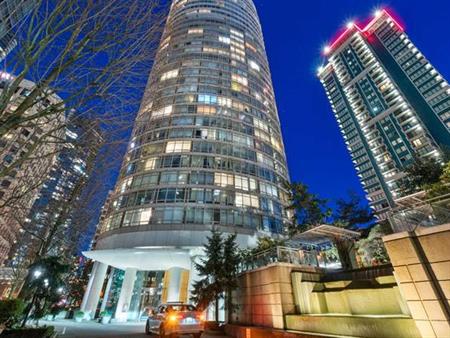 Coal Harbour  2 Bedroom Suite, Parking, 1 Pet Ok! | 1200 Alberni Street, Vancouver