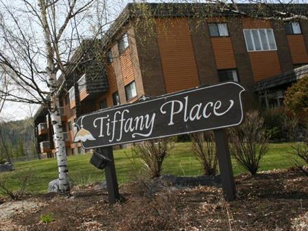 Tiffany Place Apartments | 4001 Enemark Crescent, Prince George