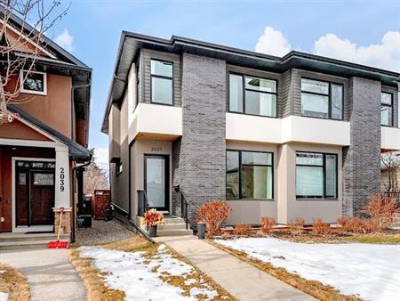 Elegant 3+1 Bed Home with High-End Finishes and 10-foot ceilings in Killarney | 2037 33 Street Southwest, Calgary