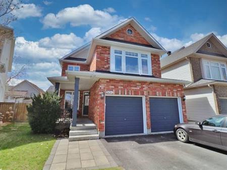 3 Bed/3.5 Bath Detached Home With Inground Pool - Barrhaven ($3000)