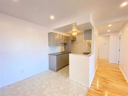 Large 4 ½ apartment for rent Villeray Heating and hot water included!