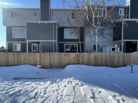 8275 29 Avenue - Townhouse in Millwoods | 8275 29 Avenue, Edmonton