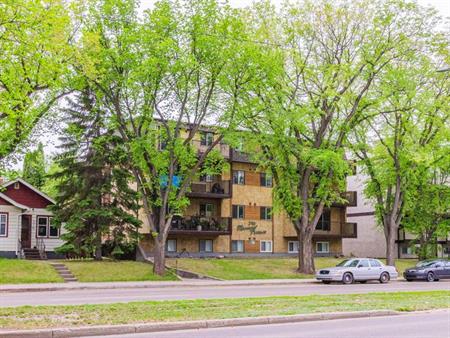 Mansard Apartments | 710 8th Street East, Saskatoon