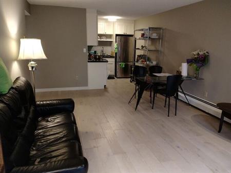 1 Bedroom plus den apartment in Kerrisdale with u/g parking | Vancouver