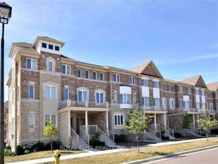 3 bedroom apartment of 1496 sq. ft in Markham