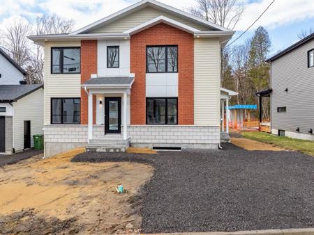 Maison neuve avec bachelor à louer Beauport 2950$/mois Québec