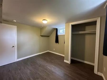 An East City Gem - 2 Bedroom Lower Apartment for Rent Peterborough | 443 Armour Road, Peterborough