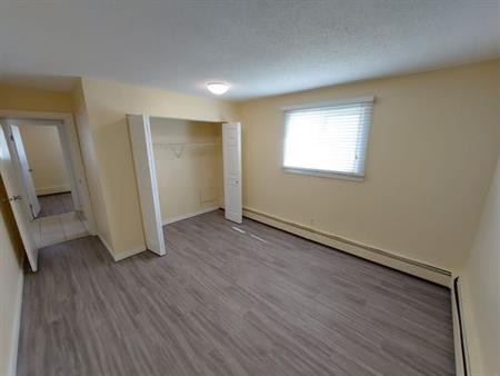 Rent 2 bedroom apartment in Red Deer