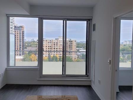 2 bedroom apartment of 548 sq. ft in Toronto