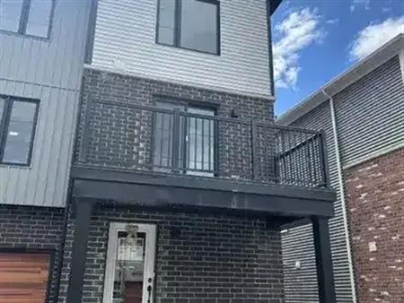 Brand New End Unit Townhome - 29 Silo Mews in Barrie Southend - 3 Bedroom 2 1/2 Bath. | 29 Silo Mews, Barrie