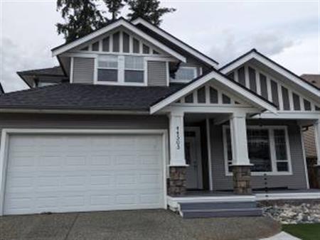 4br - 4 bedroom+den upper unit (Chilliwack)