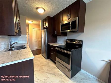 2 bedroom apartment of 861 sq. ft in Edmonton