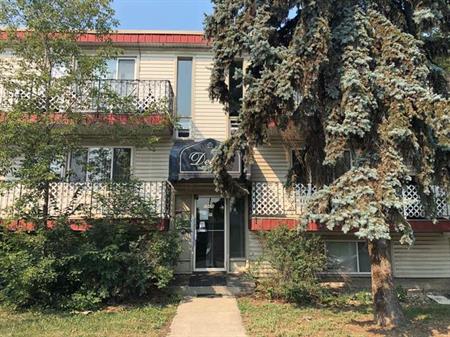 12420 82 Street - Condo in Eastwood | 12420 82 Street -, Edmonton