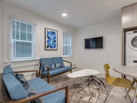 Pet Welcome Furnished 2 Bedroom @1425 Haro -Available November 1st