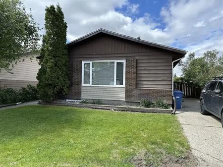 Updated 3 Bed, 1 Bath Main Floor in Deer Ridge | 111 Deer Ridge Way Southeast, Calgary