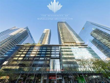 55 BREMNER BLVD -MAPLE LEAF SQUARE - 1 BEDROOM W/BALCONY LAKEVIEWS