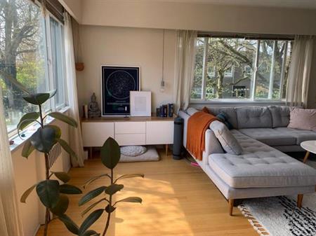 Furnished Sept sublet in Kitsilano