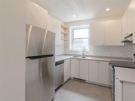 2068 Sherbrooke Street West | 2068 Sherbrooke, Montreal