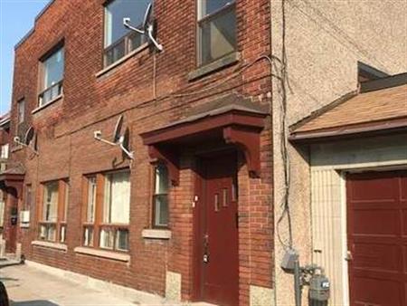 383 Arlington Avenue Unit 2 | 383 Arlington Avenue, Ottawa