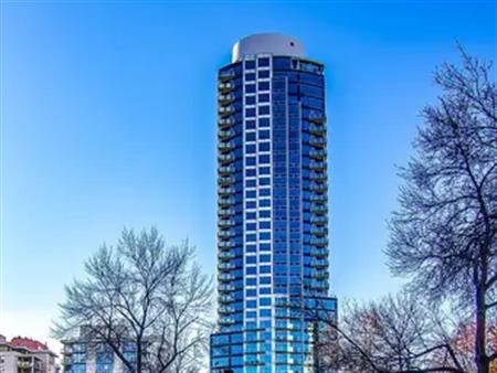 Stunning Penthouse Style Downtown Condo River Valley Gold Coarse Views 2000+ Sq | 11969 Jasper Ave, Edmonton