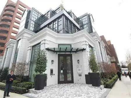 Contemporary Luxury in Artemesia; Townhouse, 2 Parking | 898 Helmcken Street, Vancouver