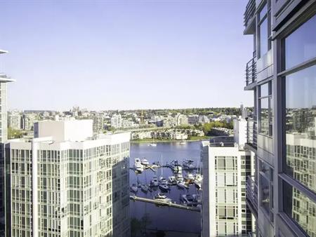 Yaletown Waterfront Living!  Water Views, Parking | 198 Aquarius Mews, Vancouver