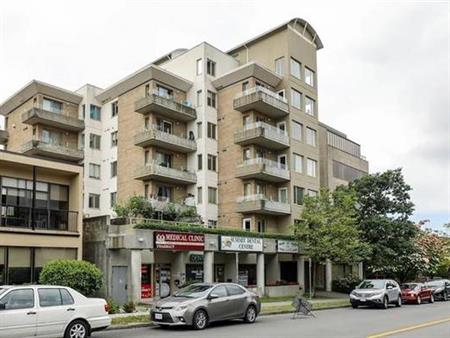 Experience Prime North Vancouver Living in a Two-Bedroom UNIT