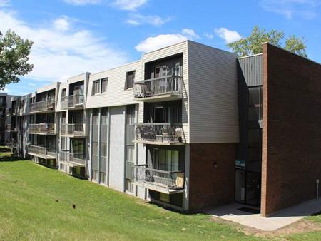 Bonaventure Apartments | 205 Heritage Drive SE, Calgary