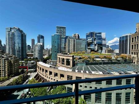 High floor, Good View, Apartment in Centre of Downtown Vancouver