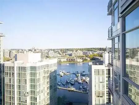 Yaletown Waterfront Living!  Water Views, Parking | 198 Aquarius Mews, Vancouver