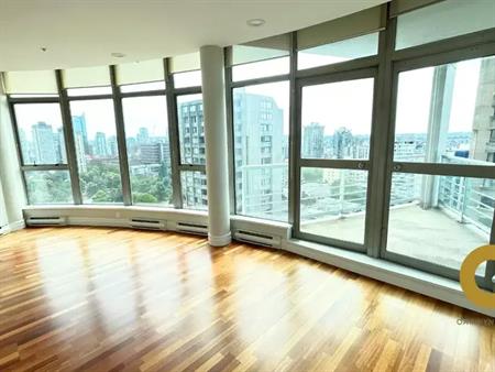 Spacious 2 Bed 2 Bath Sub-Penthouse with City & Sea View | 1277 Nelson Street, Vancouver