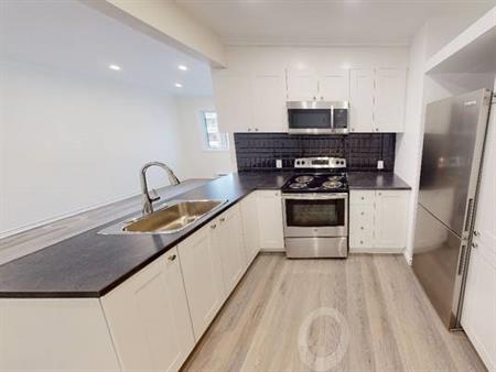 Bright & Spacious 3-bedroom apartment for rent in Cote-des-Neiges