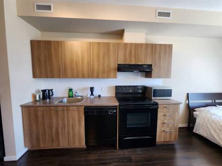 Weekly Rent - Richmond Garden City 1 bedroom 1 bathroom Studio-Weekly