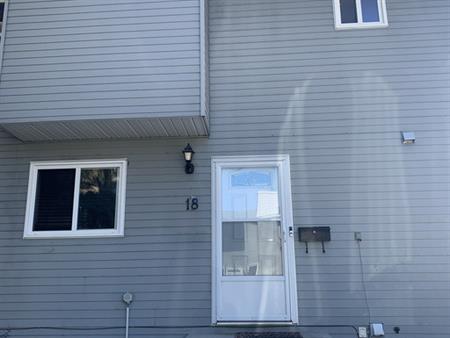 Spacious & Bright 3 bed 1.5 bath townhouse*in-suite laundry*fenced patio* | 1415 62 Street Northwest, Edmonton