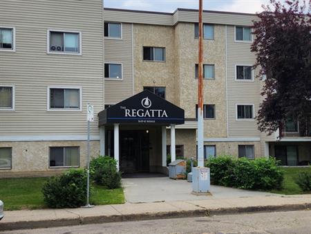 Top floor 2 bed 2 bath corner unit*Double Master Layout*Heat & Water Included | 3610 43 Ave Nw, Edmonton