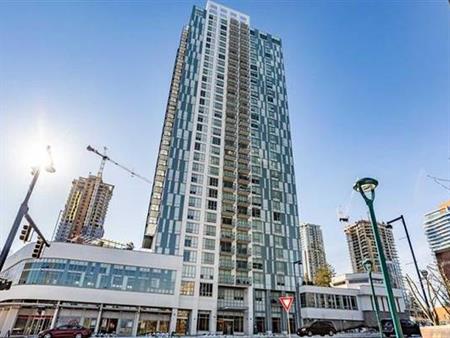 $2,350:2bed 2 bath 753sq ft (Surrey - Bosa )