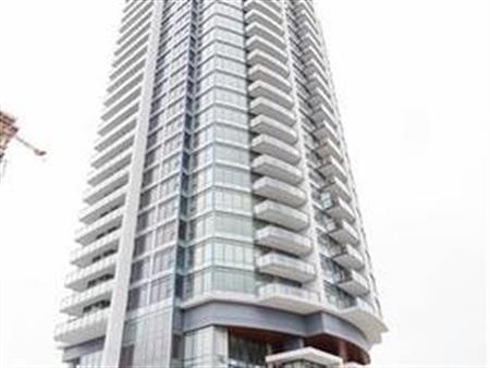 BEAUTIFUL 1 BED & LARGE DEN &1 BATH AT THE PARK METROTOWN