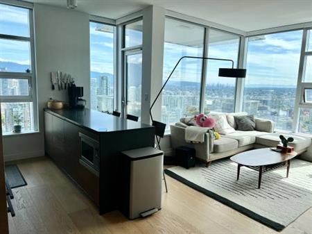 2bd/2bath unfurnished False Creek & mountain view in One Burrard Place