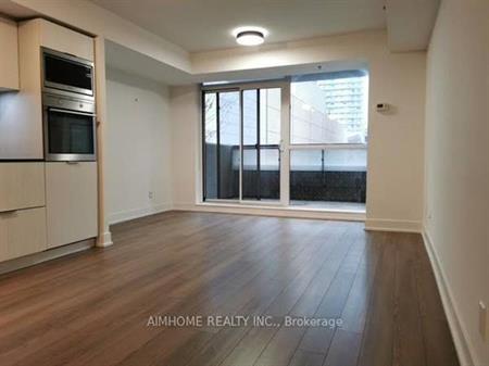 1 Bed & 1 Bath - Picasso Condos - 318 Richmond St West