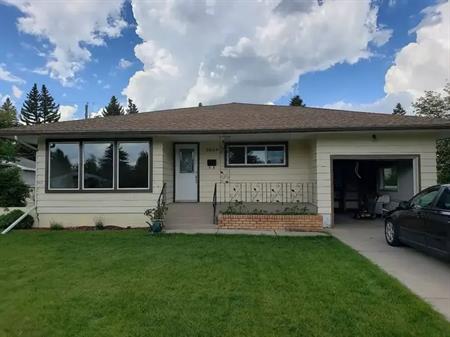 Step Back in Time: Rent a Charming 1950's Bungalow with Modern Comforts | Calgary